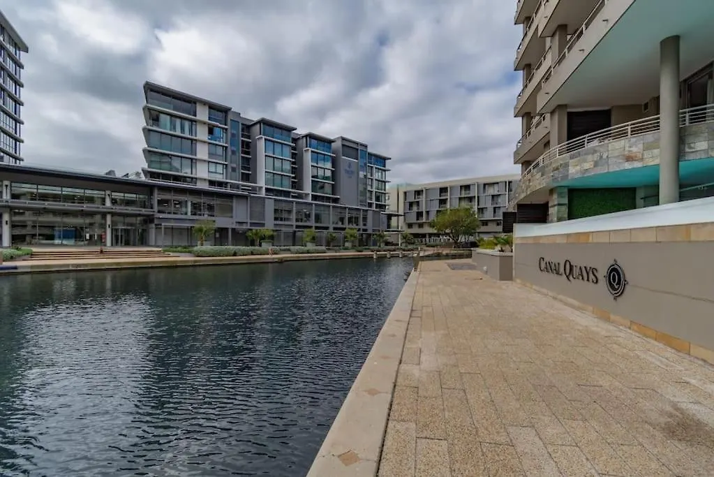 Waterfront Canal, 2 Bedroom Apartment Città del Capo